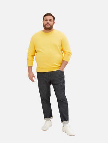 TOM TAILOR Men + Sweater in Yellow