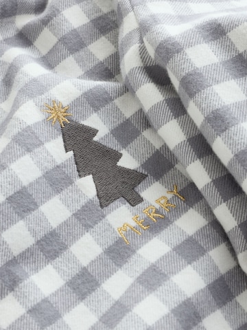 Pijama lungă de la Next pe gri