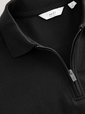 Tricou de la Next pe negru