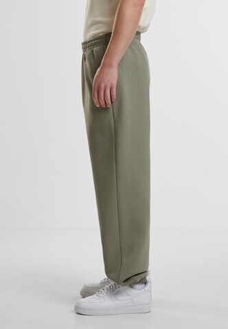 Loosefit Pantaloni di Urban Classics in verde