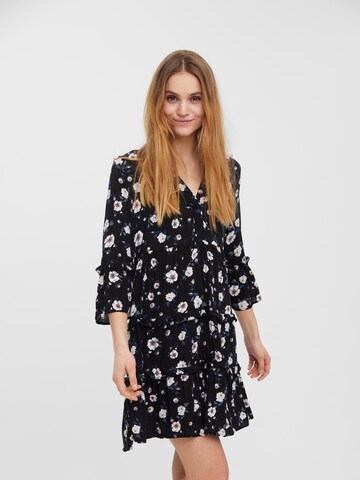 Robe-chemise 'Easy' Vero Moda Petite en noir : devant