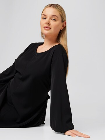 Guido Maria Kretschmer Curvy Dress in Black