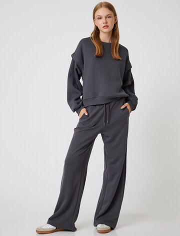Koton Sweatshirt in Grijs