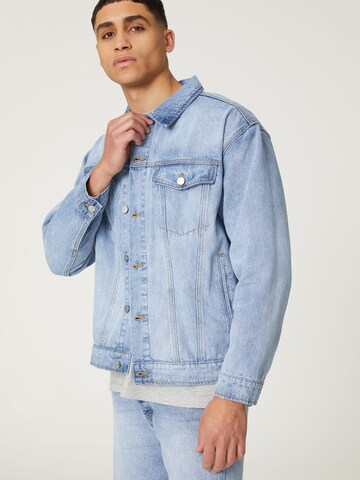 DAN FOX APPAREL Tussenjas 'Hanno' in Blauw: voorkant