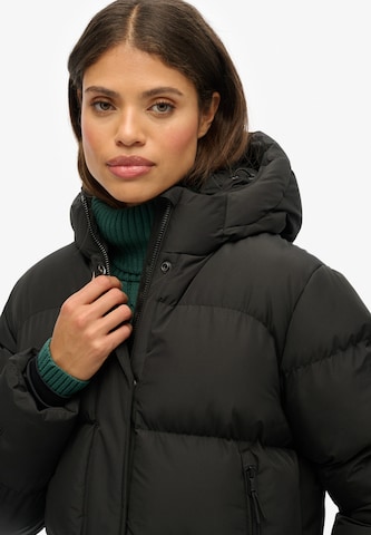 Veste mi-saison Superdry en noir