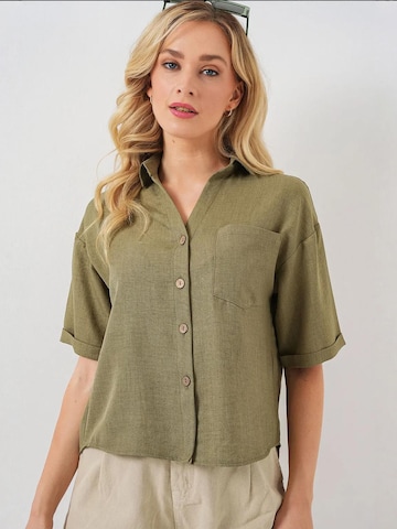 Chemisier Bigdart en vert : devant