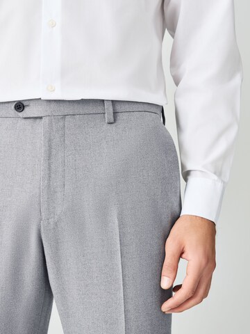 Next Slimfit Hose in Grau