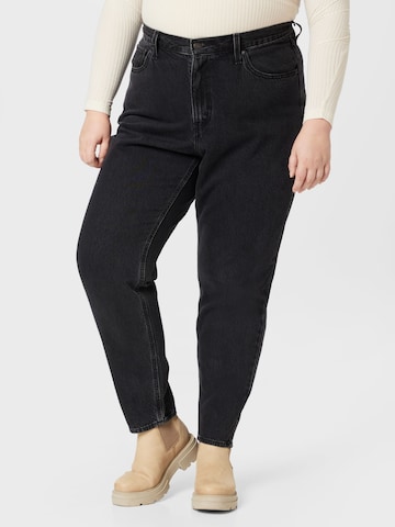 Levi's® Plus Tapered Jeans 'Plus 80s Mom Jean' in Zwart: voorkant