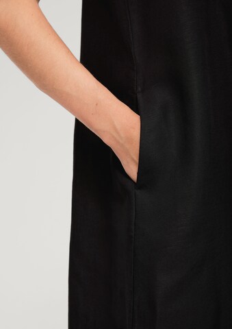 s.Oliver BLACK LABEL Kleid in Schwarz