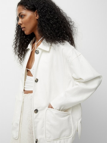 Veste mi-saison Pull&Bear en blanc