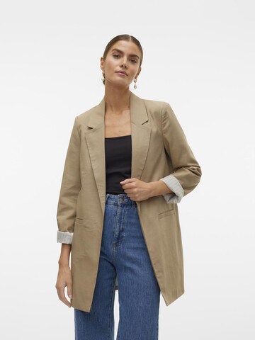 Blazer 'LILJA' VERO MODA en marron : devant