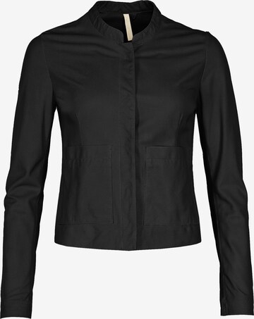 JAGGER & EVANS Between-Season Jacket in Black: front