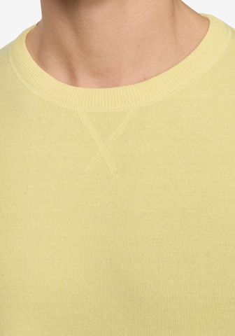 INDICODE Sweater in Yellow