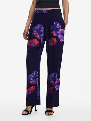 Desigual Loosefit Kalhoty se sklady v pase – černá: přední strana