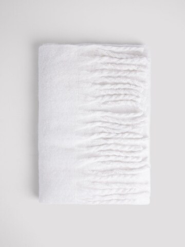 NA-KD Scarf in White: front