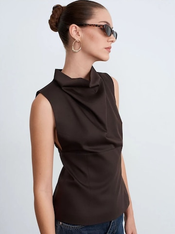 Haut Dilvin en marron