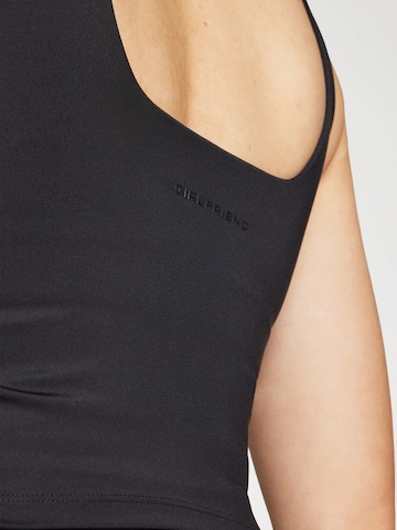 Haut ' Tommy ' Girlfriend Collective en noir