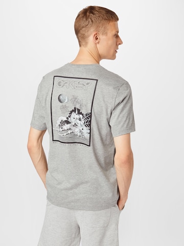 OAKLEY Функциональная футболка 'Interstellar' в Серый: спереди