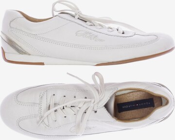 TOMMY HILFIGER Sneakers & Trainers in 40 in White: front