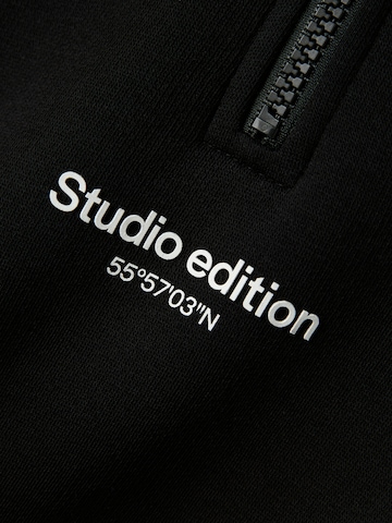 NAME IT Sweatshirt 'NKMBRODY' in Black
