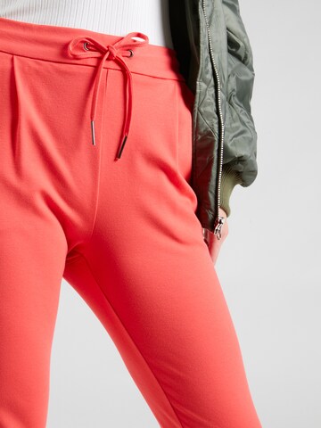 VERO MODA Tapered Bandplooibroek 'Eva' in Rood