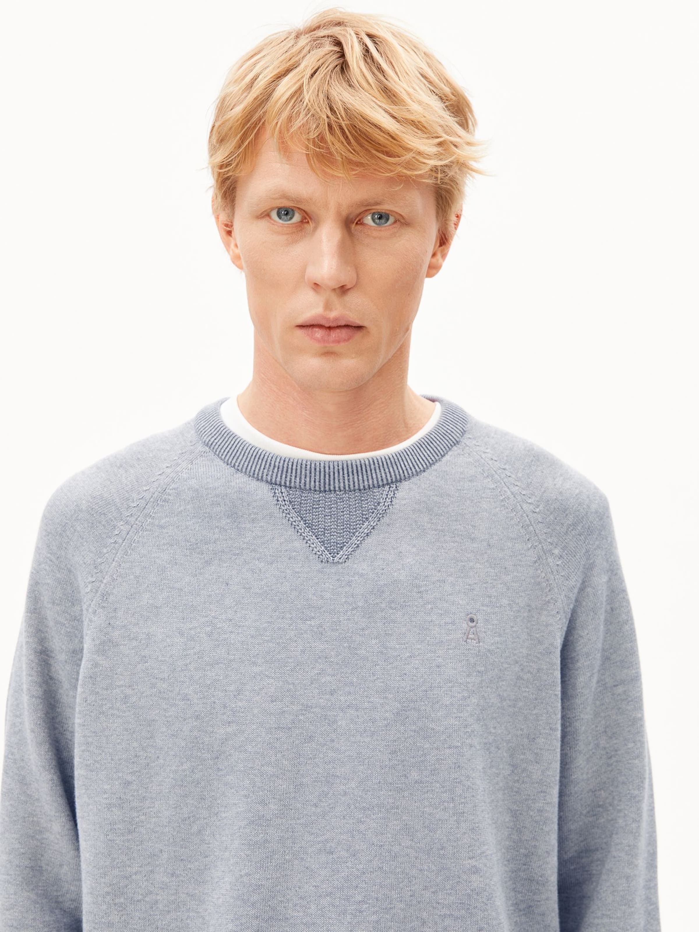 Pull-over ARMEDANGELS en gris