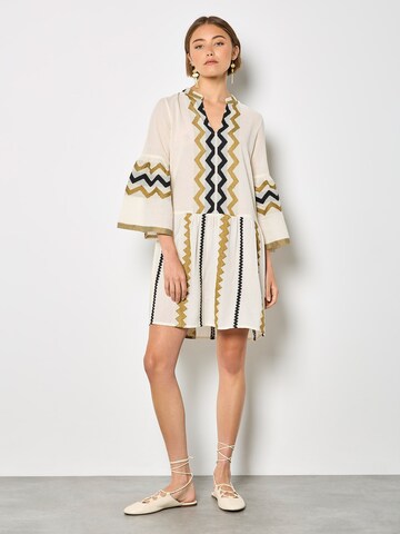 Apricot Jurk ' ' in Beige: voorkant