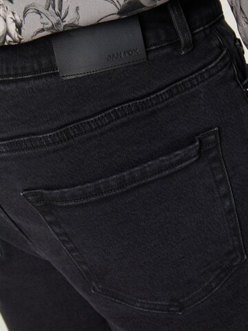 DAN FOX APPAREL Regular Jeans 'Halil' in Zwart