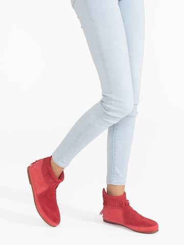 Ankle boots 'Back Zip' di Minnetonka in rosa