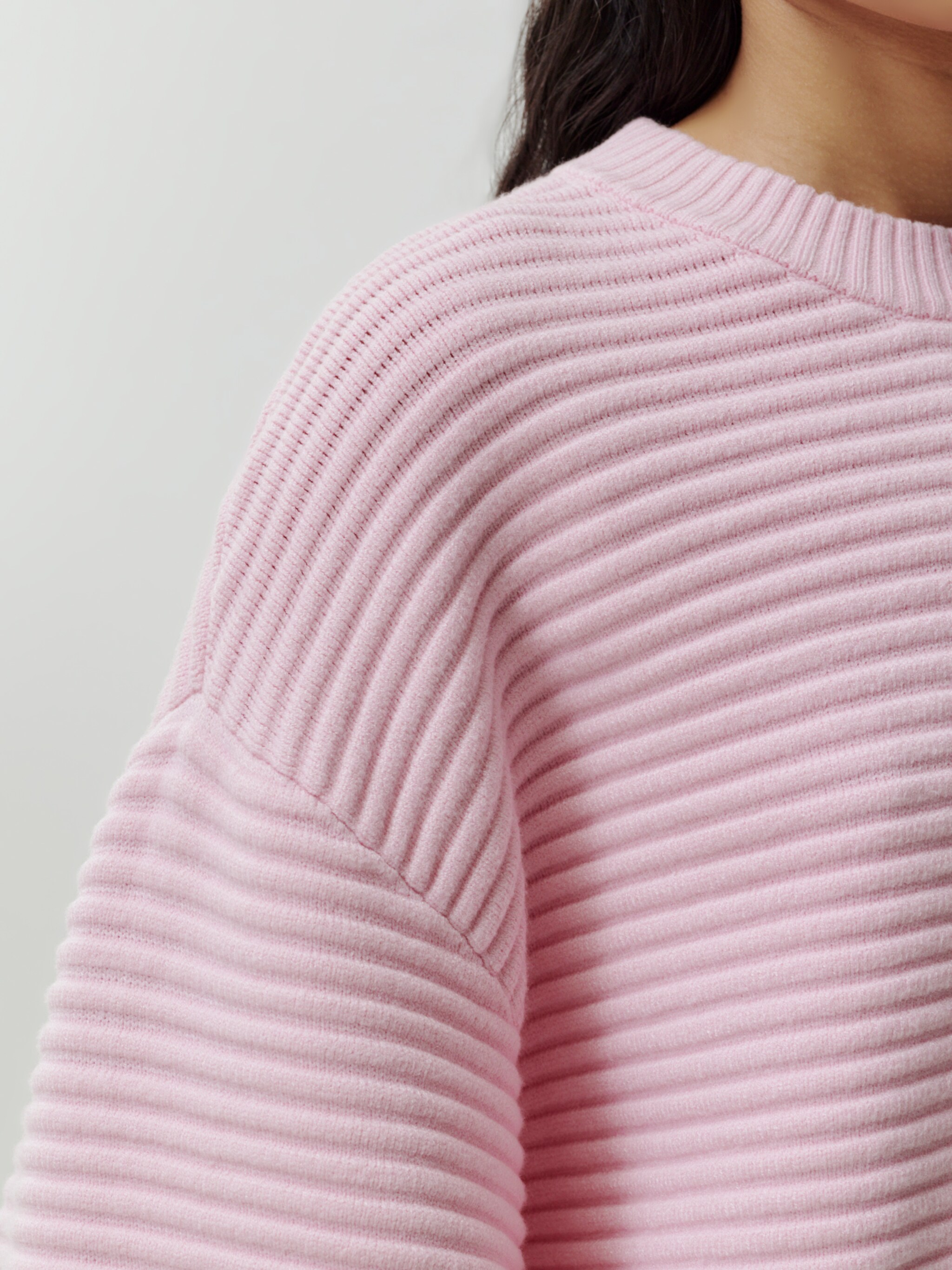 EDITED Produits Pull-over 'Everlee' rose
