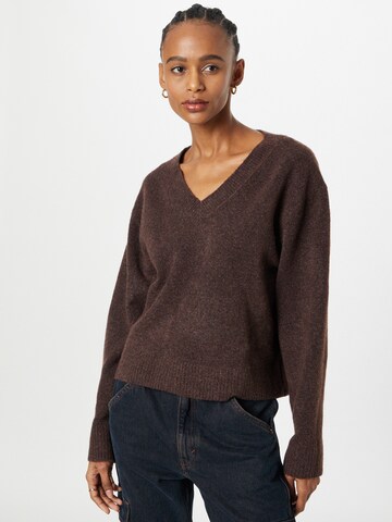 Pull-over 'Ellen' WEEKDAY en marron : devant