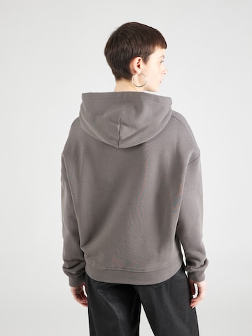 Sweat-shirt Pequs en gris