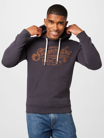 Superdry Sweatshirt 'NOSTALGIA' in Schwarz: predná strana