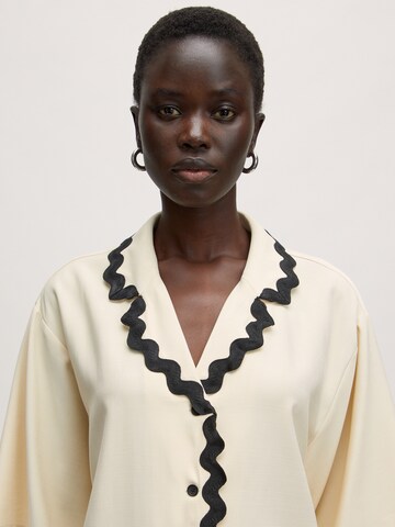 EDITED Blus 'Janett' i beige
