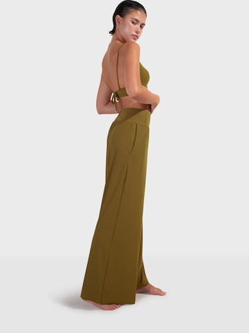 Loosefit Pantaloni 'Pitta' di PAIN de SUCRE in verde