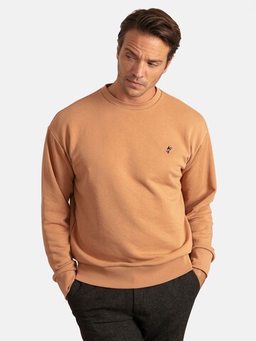 Jacey Quinn Sweatshirt in Braun: Vorderseite