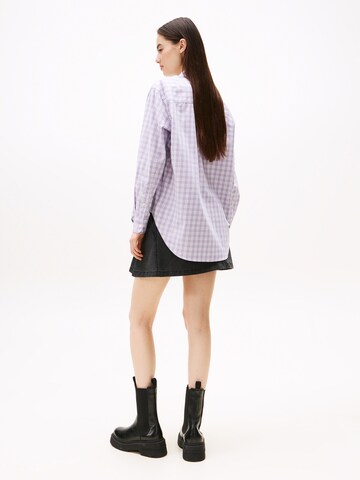 Tommy Jeans - Blusa 'ESSENTIAL' en lila