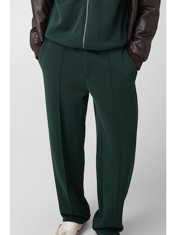 GUESS Loose fit Pants in Green
