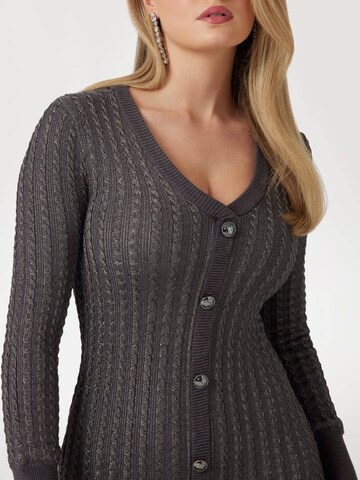 GUESS Strickkleid in Grau