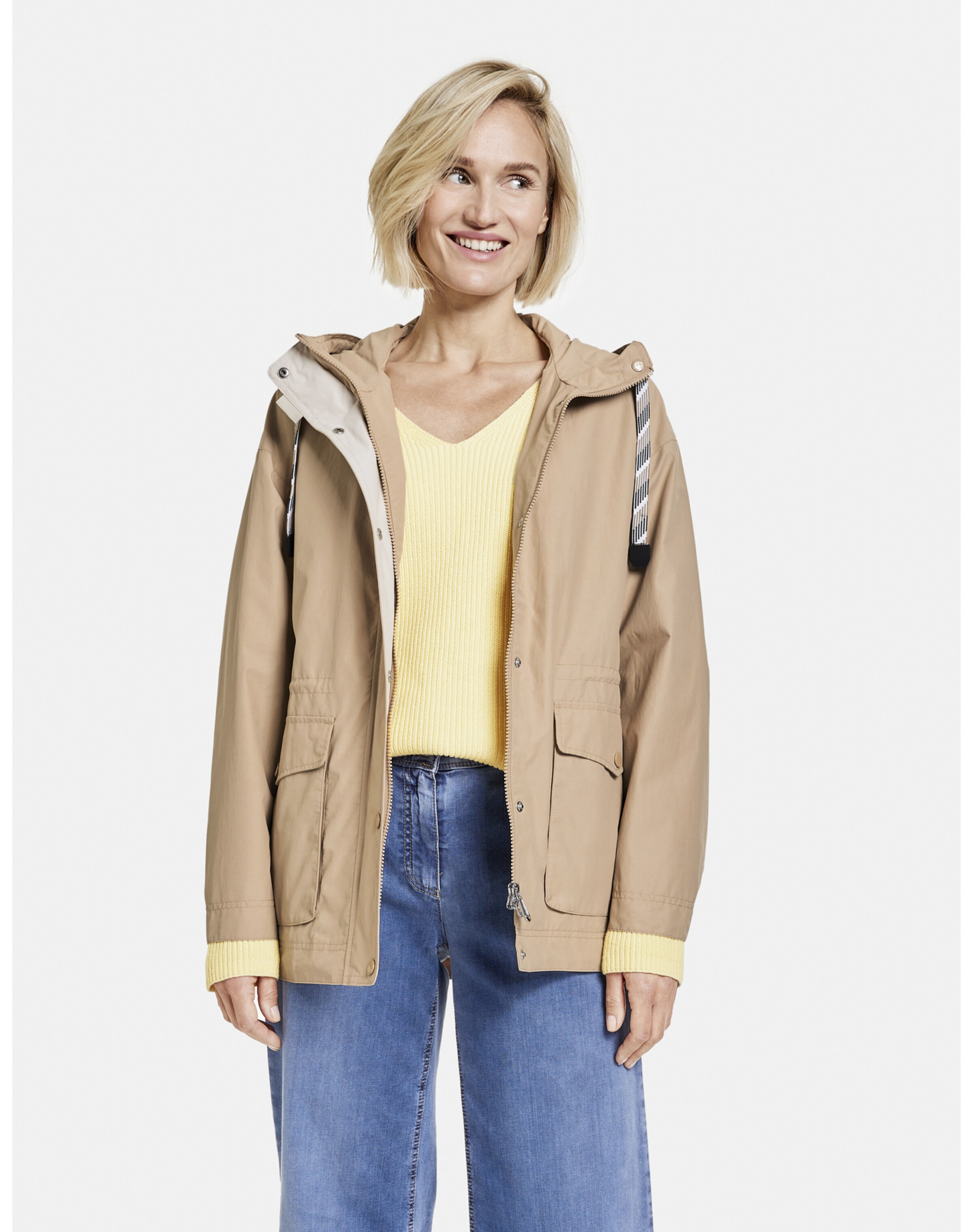 Frauen Jacken GERRY WEBER Jacke in Sand - YA74255 Frauen Jacken GERRY WEBER Jacke in Sand - YA74255