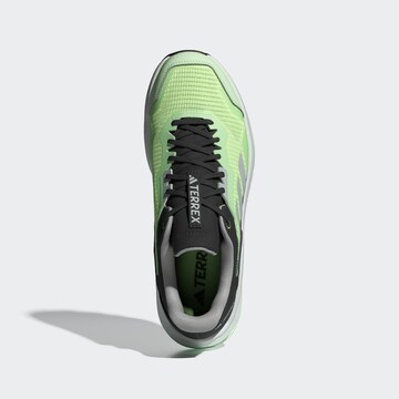 Chaussure basse 'Trailrider' ADIDAS TERREX en vert