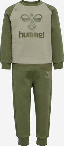 Hummel Trainingspak 'Humming' in Groen: voorkant