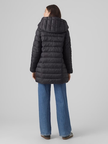 Veste d’hiver 'Carmen' VERO MODA en noir