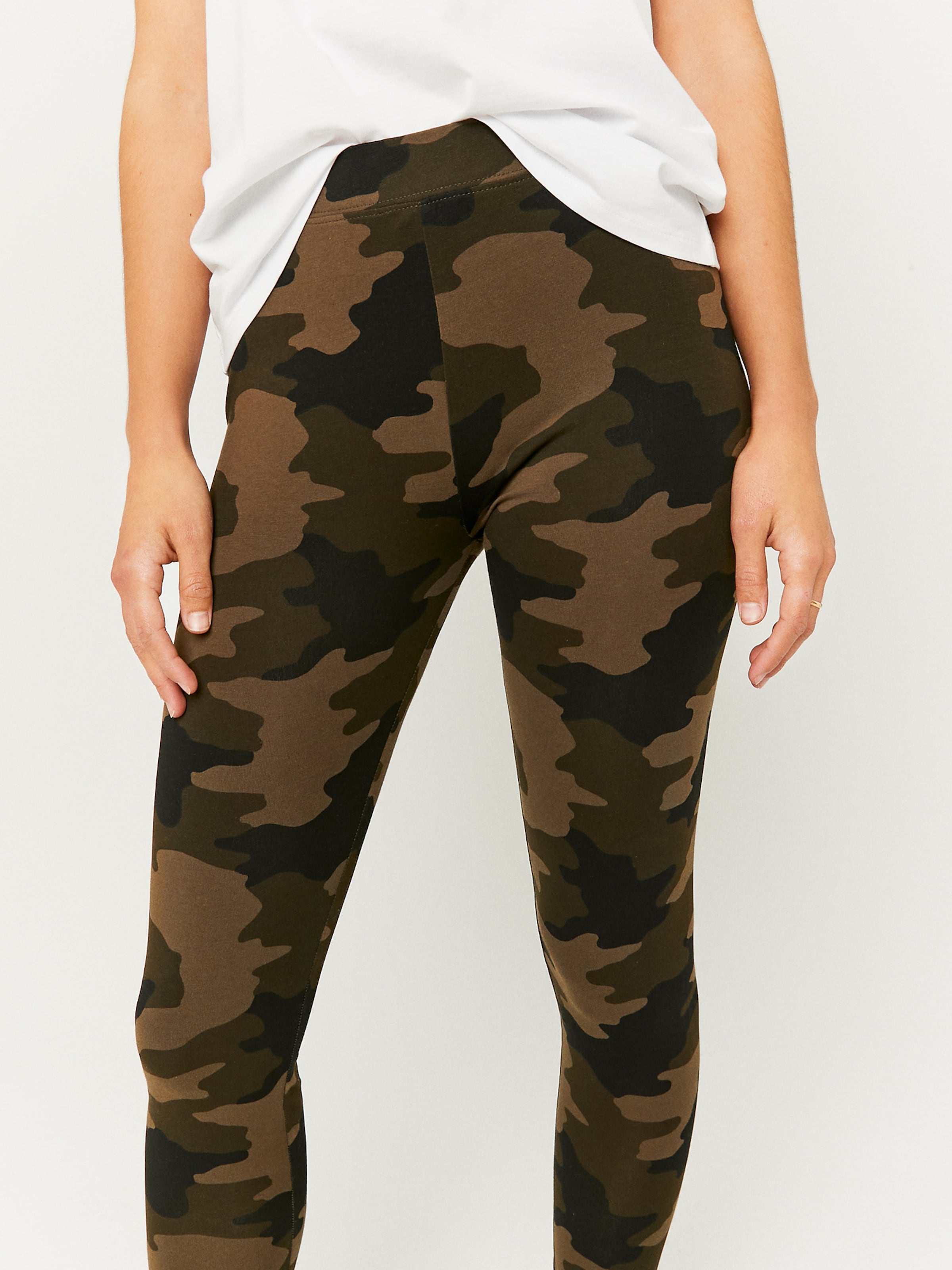 Tally Weijl Leggings in Marrone Chiaro | ABOUT YOU