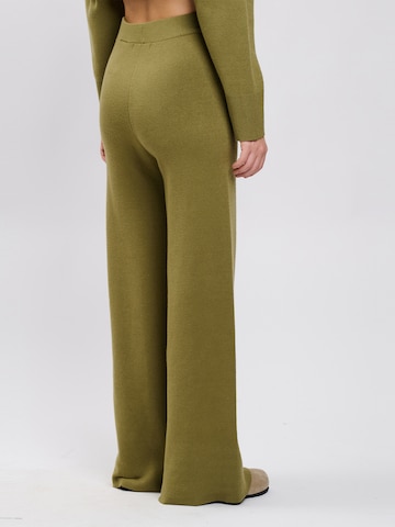 Influencer Wide Leg Hose in Grün