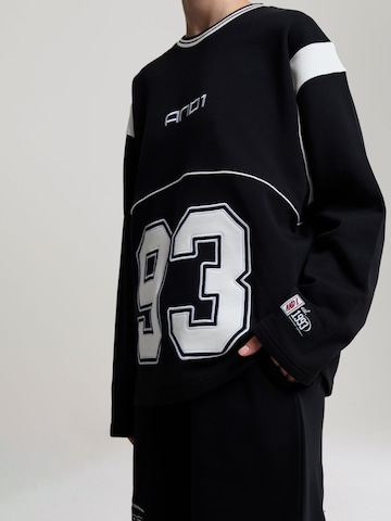 AND1 Sweatshirt '93' in Black