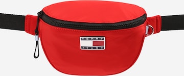 Tommy JeansPojasna torbica - crvena boja: prednji dio