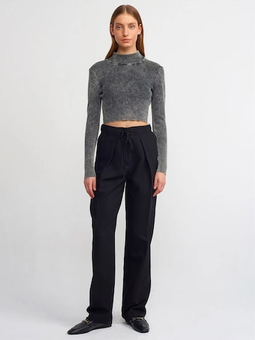 Dilvin Pullover 'Pullover'‌‌‌‌‌‌‌ in Grau