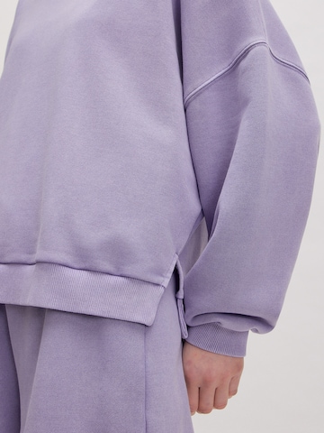 EDITED Sweatshirt in Lila