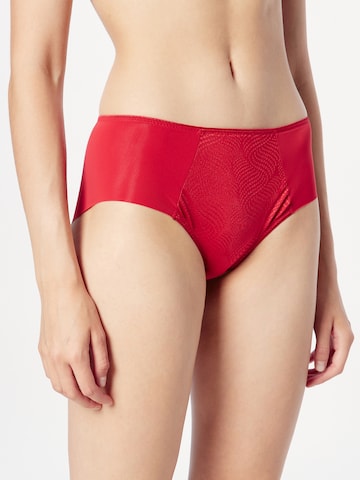 TRIUMPH Panty 'Amourette Spotlight' in Red: front